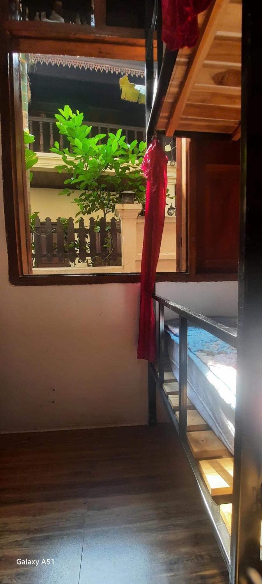 Aurora Backpackers Hostel Luang Prabang Exterior foto